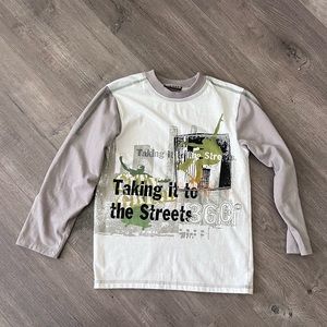Boys top for 4-5 years old. Long sleeve